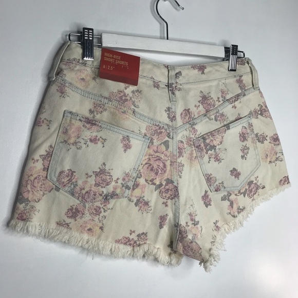 NWT High rise short shorts Floral cutoffs sz6 - Picture 7 of 8